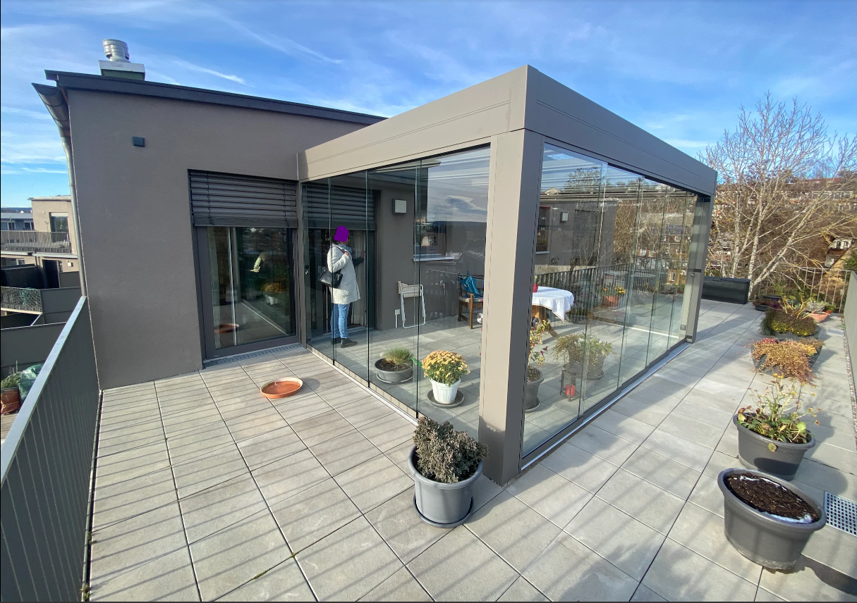 Sommergarten auf der Dachterrasse im 4. Obergeschoss in Freudenstadt.