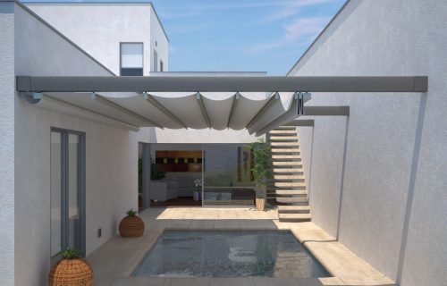 Pratic Pergola mit textilem Faltdach über einer Terrasse im Innenhof