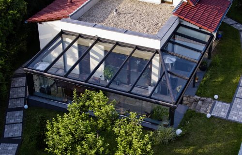 terrassendach-serie-veranda-glasschiebetuer-zipstore-spotlights-31